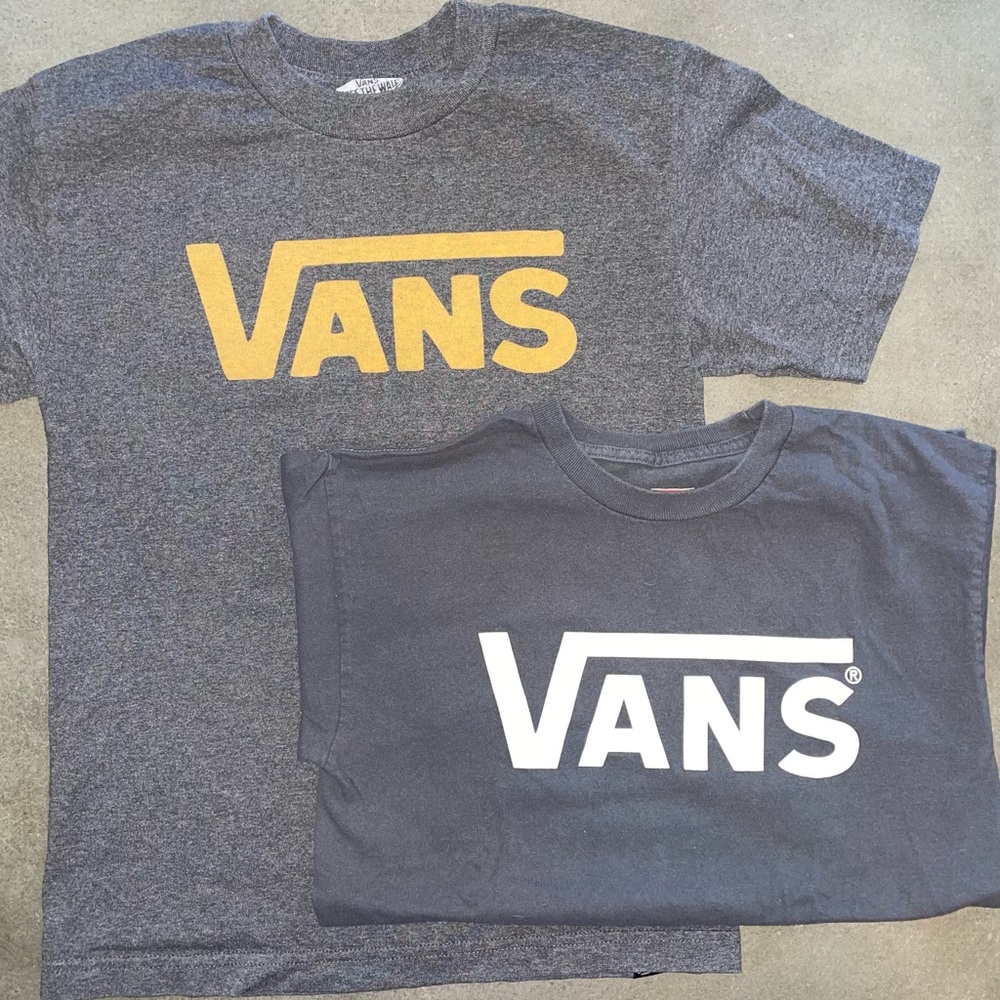 VANS Gray T Shirt Bundle Size Small